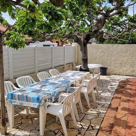 Maison Familiale A Saint-Cyprien, Proche Plage Et Commerces - Fr-1-732-75 Exteriör bild